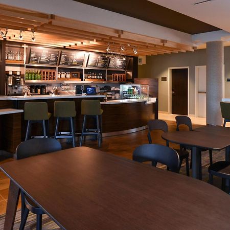 Courtyard By Marriott St. Louis St. Peters Hotell Saint Peters Exteriör bild