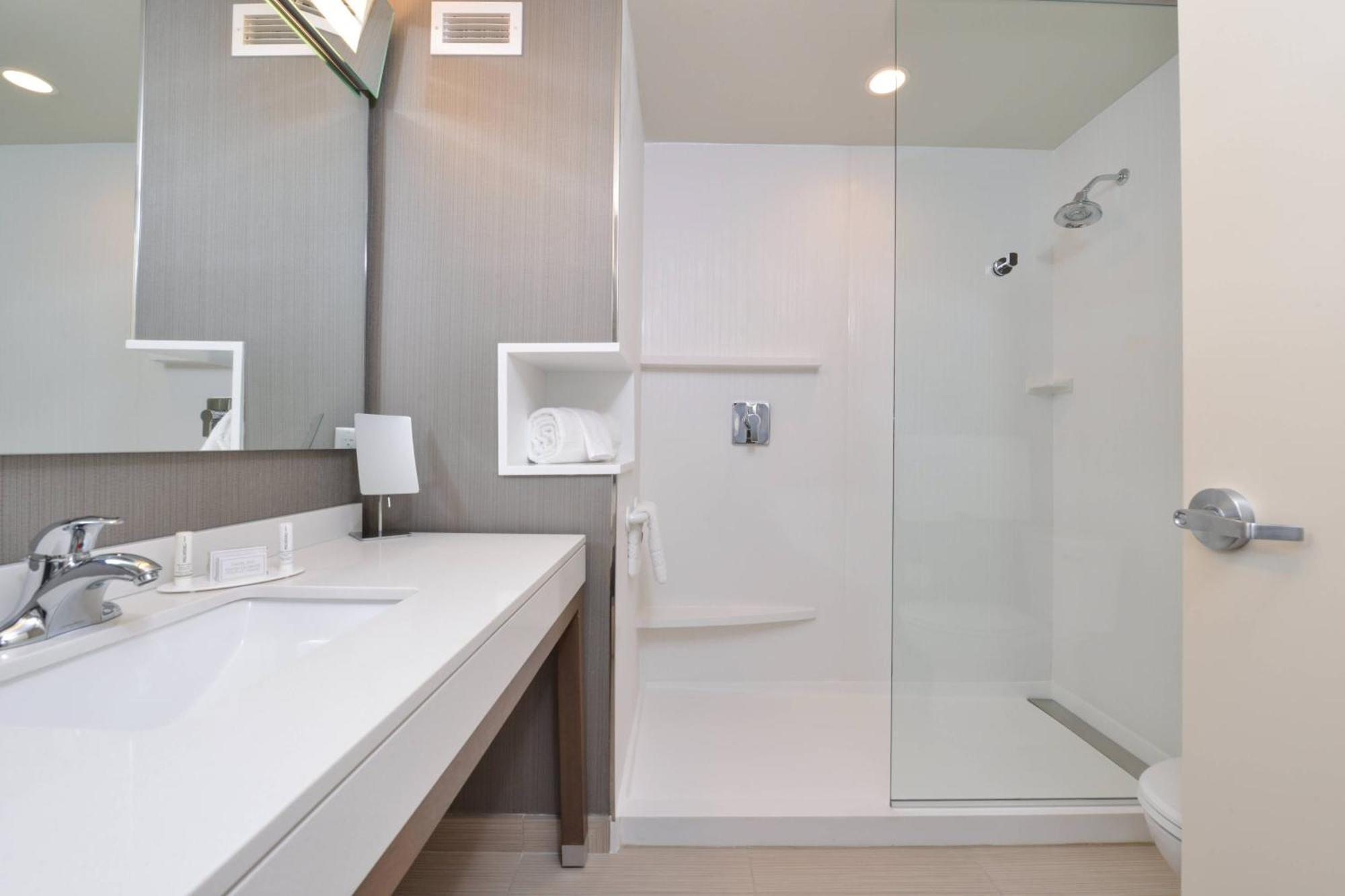 Courtyard By Marriott St. Louis St. Peters Hotell Saint Peters Exteriör bild