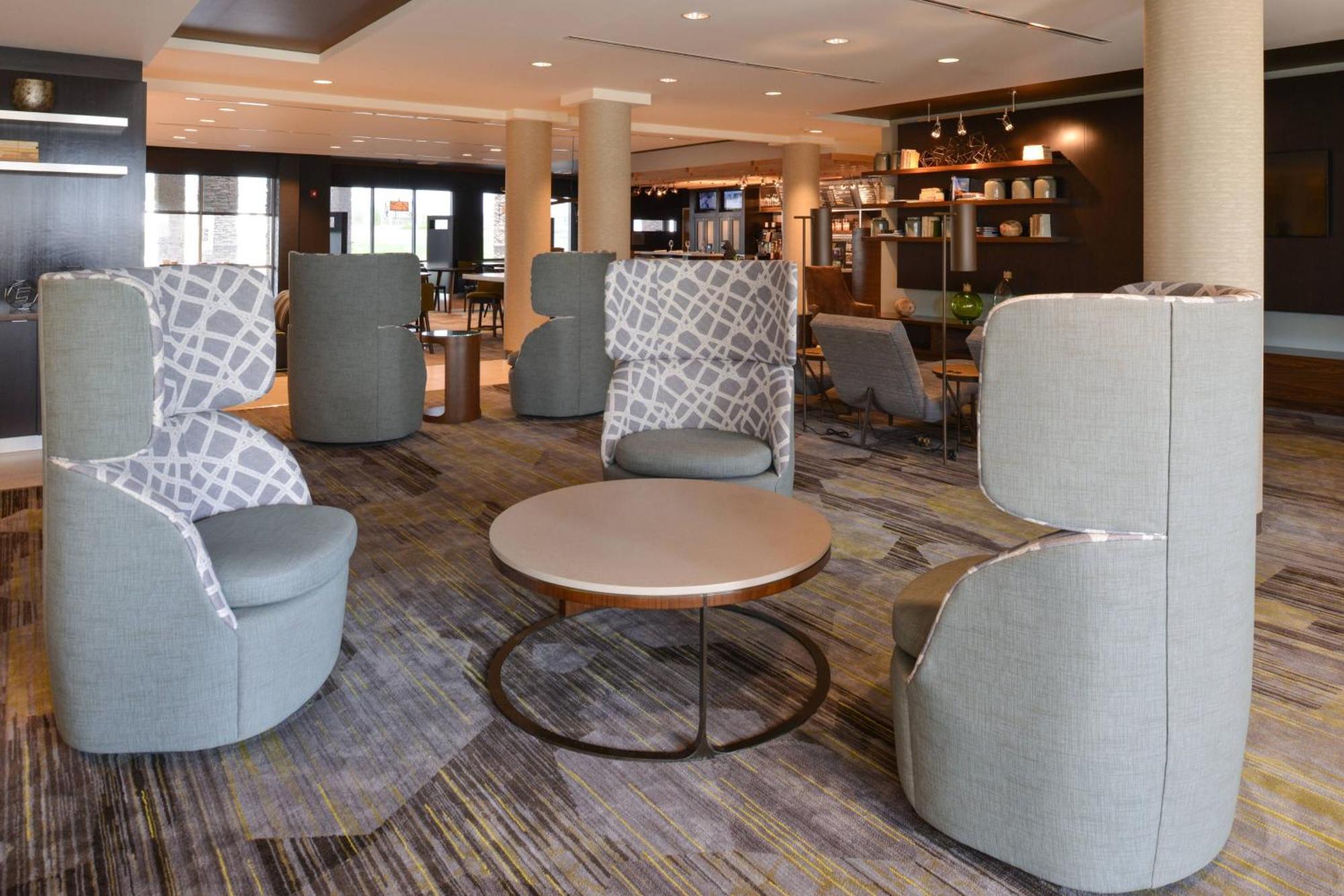 Courtyard By Marriott St. Louis St. Peters Hotell Saint Peters Exteriör bild