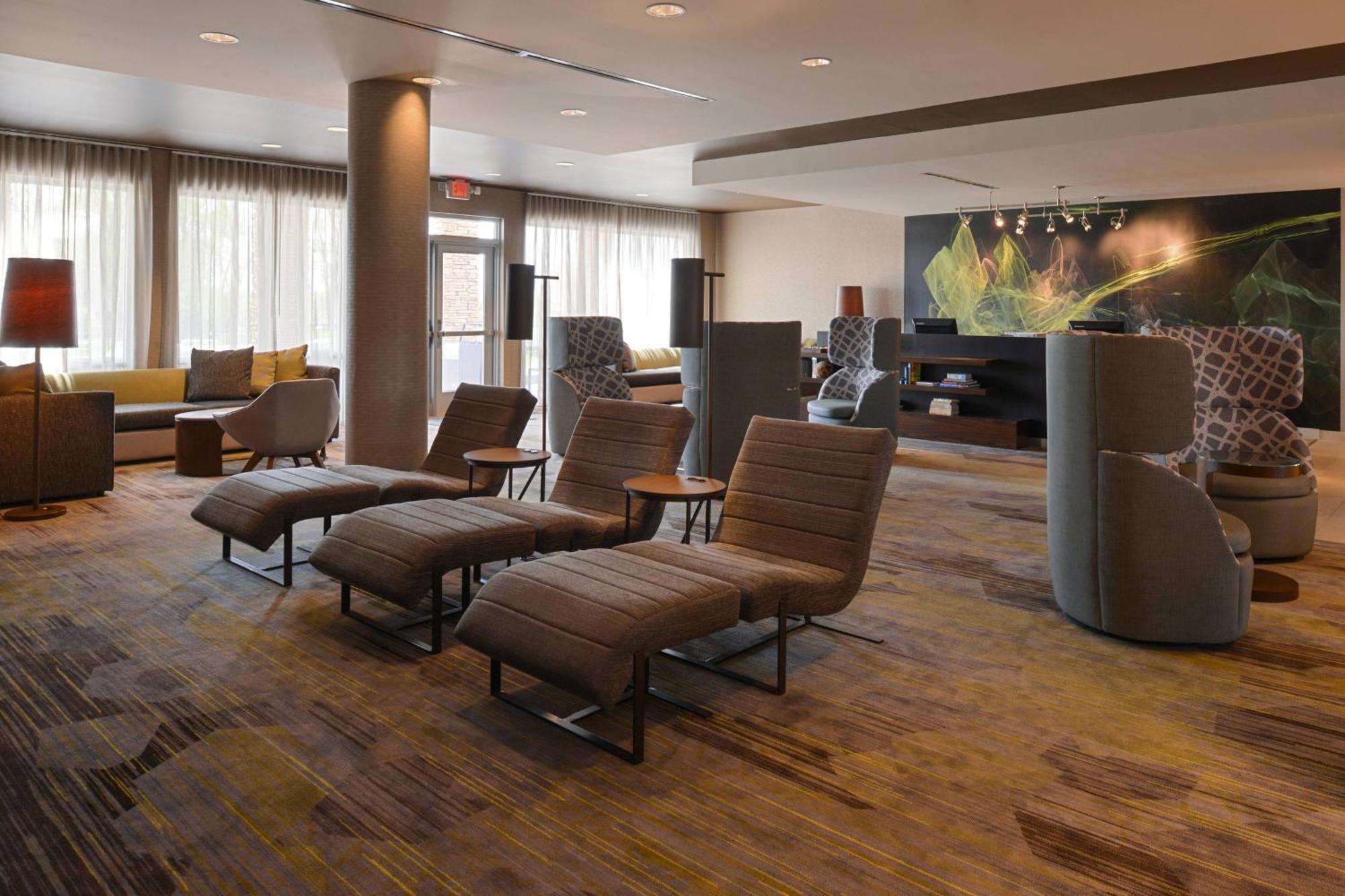 Courtyard By Marriott St. Louis St. Peters Hotell Saint Peters Exteriör bild